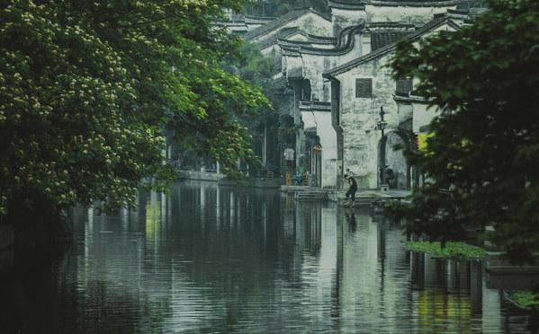 新房装修，安装防盗窗有什么需要注意的地方吗？游戏画面